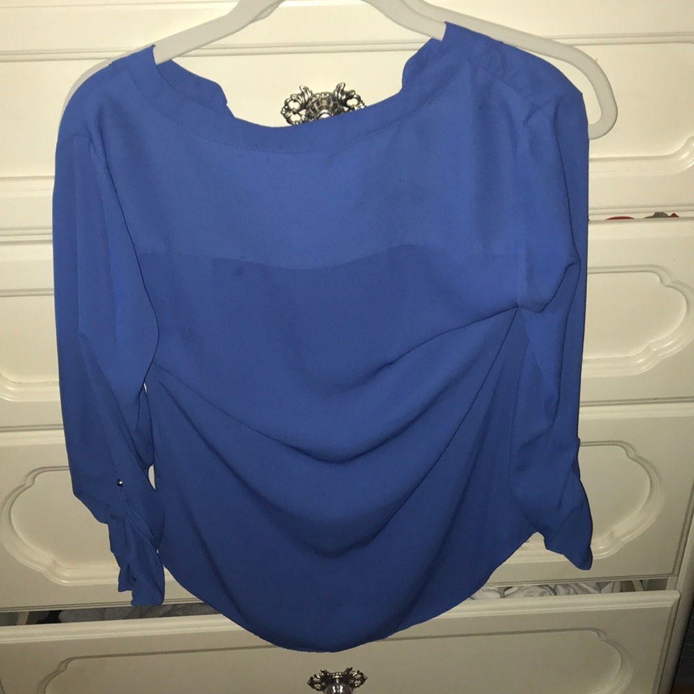 Top - Picture 2 of 2